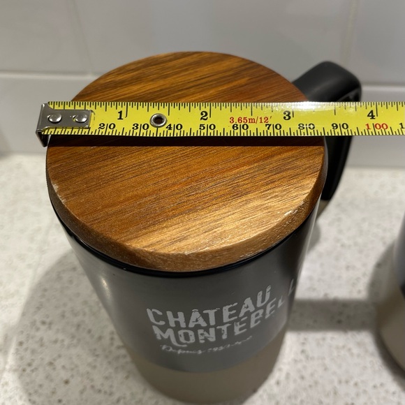 Chateau Montebello covered coffee mugs - Picture 4 of 4